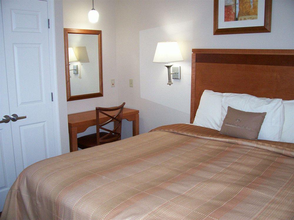 Candlewood Suites Winchester, An Ihg Hotel Kültér fotó