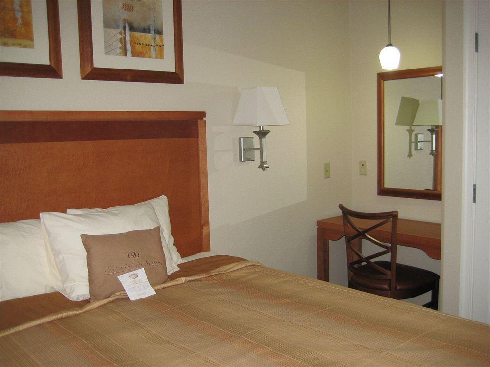 Candlewood Suites Winchester, An Ihg Hotel Szoba fotó